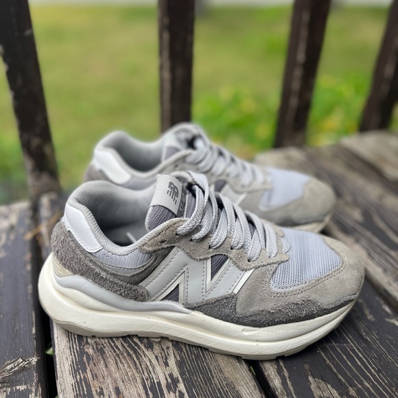 New Balance 57/40 Size US 5 (Unisex) - Picture 2 of 5